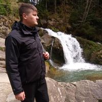 Oleksii Kuzmenko的照片