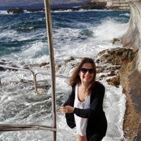 Samanta Makurat's Photo