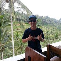 Alexander Pearce's Photo