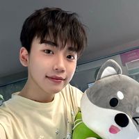 鹏鹏 来's Photo