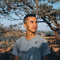 Levi Morman的照片