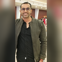 Fotos von Naveed Zakarium