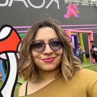 Yessenia Lopez的照片