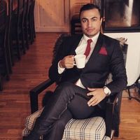 Elmand Vahabzadeh's Photo