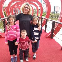 Sıra Dışı Annelik's Photo