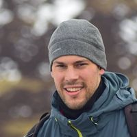 esteban munch jones的照片