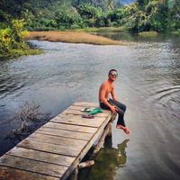 ronny  syarkifli的照片