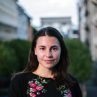 Polina Khotunitskaia的照片