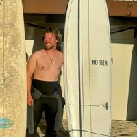 Dennis Brühl's Photo