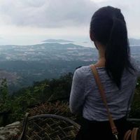 Wanie Bohari's Photo