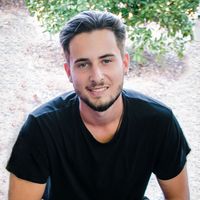 adrian godoy的照片