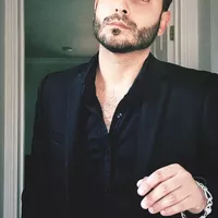 Cyrus Khanlari的照片