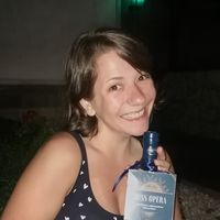 Viola Kovacs的照片