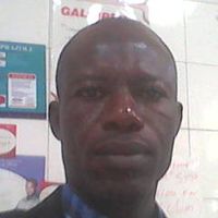 lucien Kabore的照片