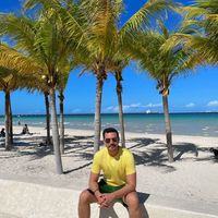 Agustín  León的照片