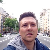 chris  sullivan的照片