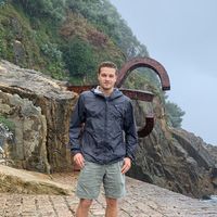 Connor Linzer的照片