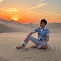 Adil T  𐰀𐰑𐰄𐰞 𐱅的照片