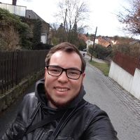 Javier Green的照片