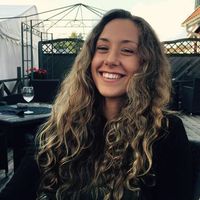 Gabriella Dobos's Photo