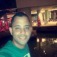 Victor  Mendoza's Photo