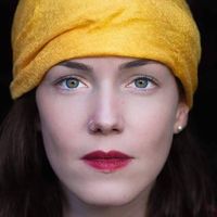 Carol Oliveira's Photo