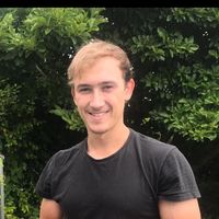 Alex Stewart的照片