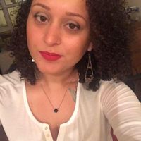 Thays Oliveira的照片