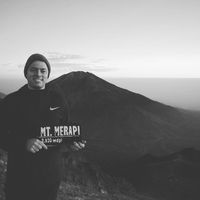 Tomas De Batselier的照片