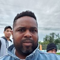 Daniel  Andrews的照片