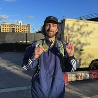 Tyler Blakeman的照片