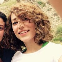 Athena  Beigvand的照片