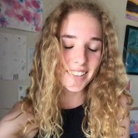 Rachel Hoodcamp's Photo