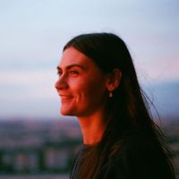 Таня Хедлайтфон的照片