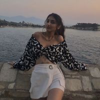 Nisan Yücesoy's Photo