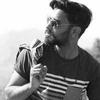 Giri Parashar's Photo