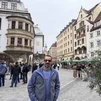 Huseyin Mnn的照片