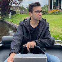 Hakan Topal的照片