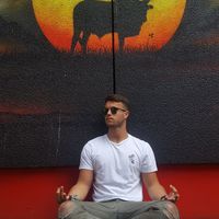 lukas gomez的照片