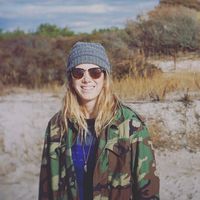 Fotos de noelle desmarai