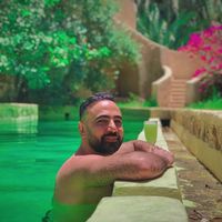 ahmed salama的照片