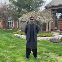 Farzan M. Noori的照片