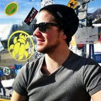 Gábor Kozár的照片