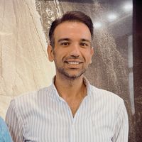 Ali Shoureh的照片