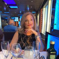 Elena Perovskaia的照片