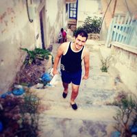 Yacine Mahida的照片