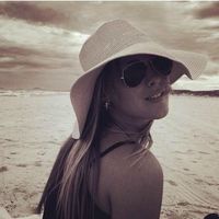 Renata Simao's Photo