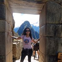 ELIZABETH HOYOS's Photo