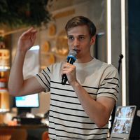 Rekunou Zakhar的照片