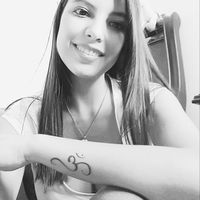 ursula arias's Photo